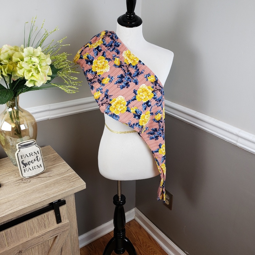 Pixel Yellow Rose Lularoe Tall and Curvy leggings